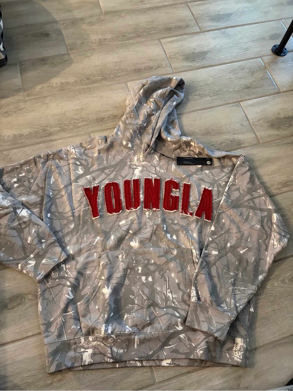 YoungLA Women’s Grey Camo Hunting Season Hoodie Red Size Large XXS/XS NEW